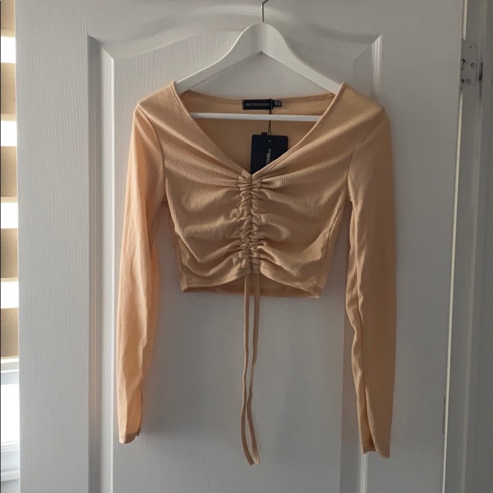 NWT Prettylittlething ribbed long sleeve